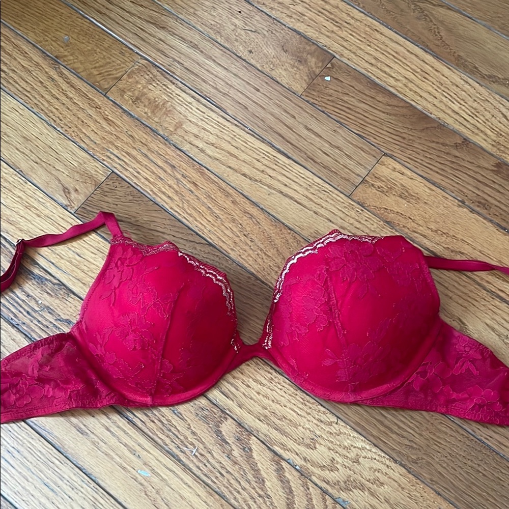 Victoria's Secret Red Padded Bra Intimates